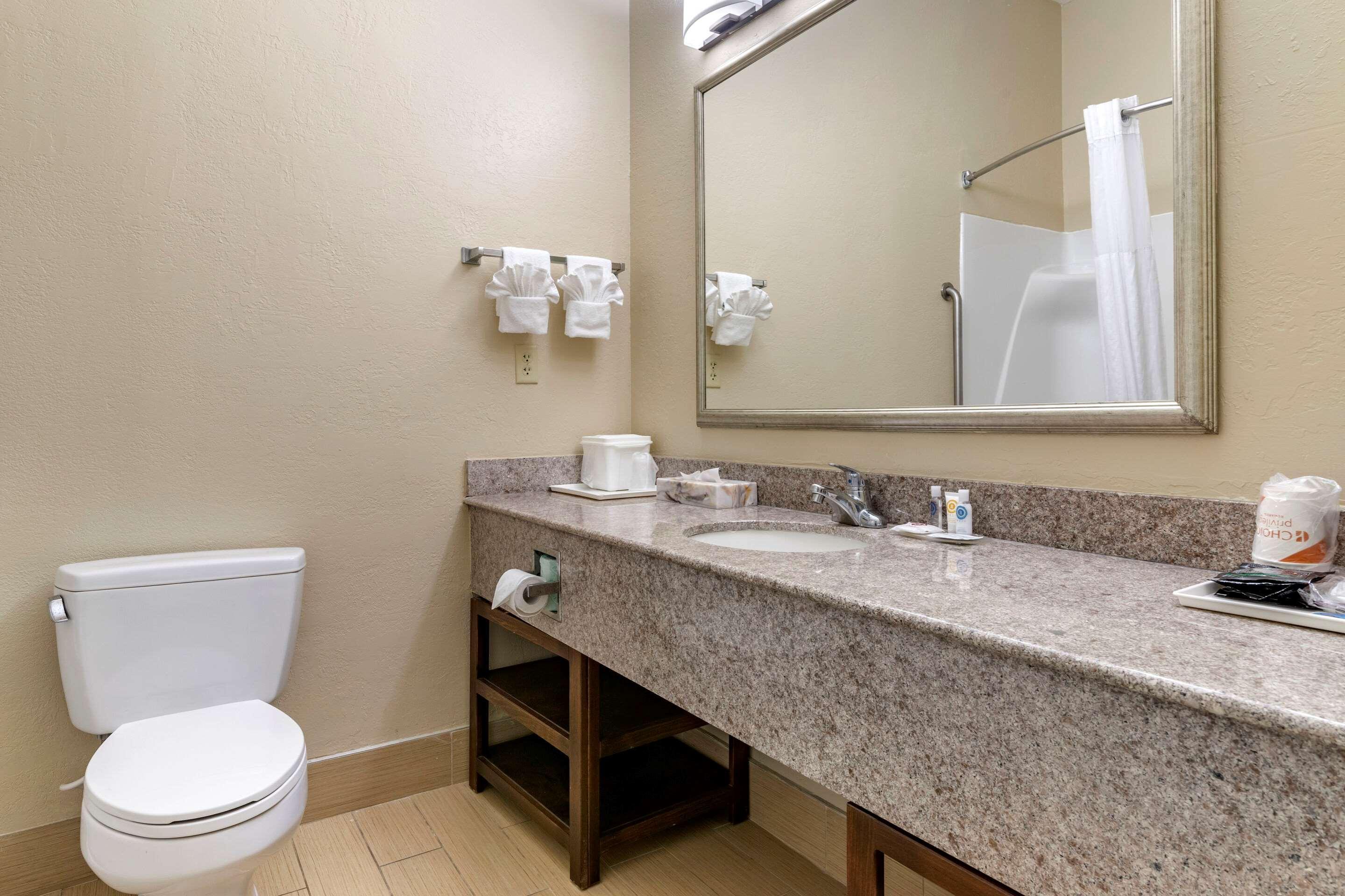 Comfort Inn & Suites Statesboro - University Area Exterior foto