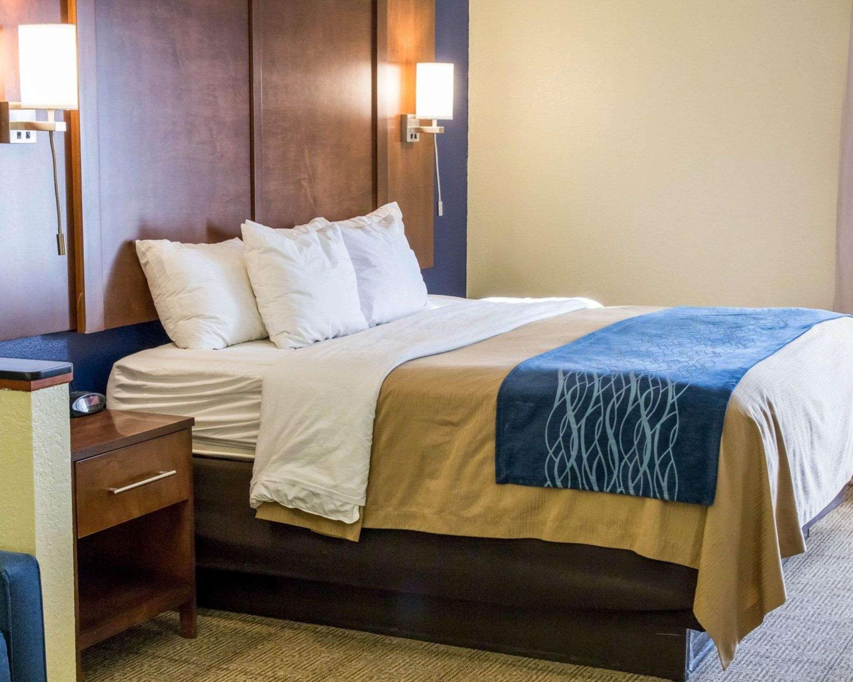 Comfort Inn & Suites Statesboro - University Area Exterior foto